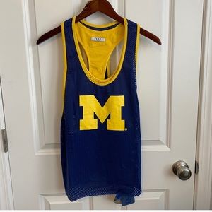 Closet Closing Dec 5: UofMtankNWT
